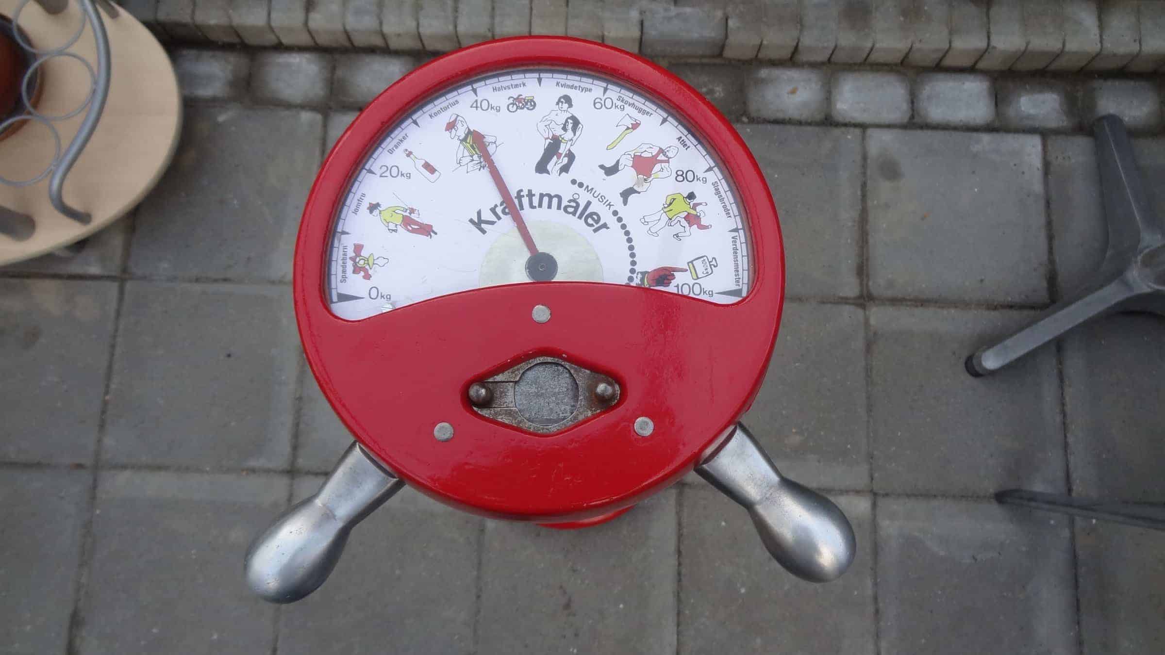 Kraftprøven er færdig. Så skal der klemmes til! – Restaurering af automater