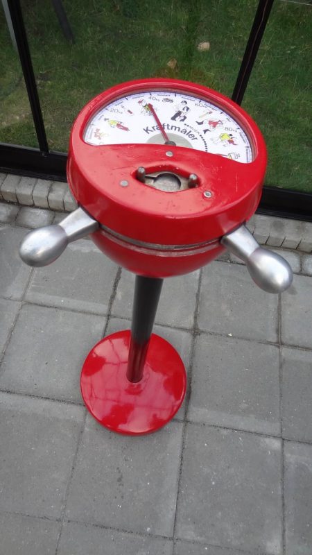 Kraftprøven er færdig. Så skal der klemmes til! – Restaurering af automater